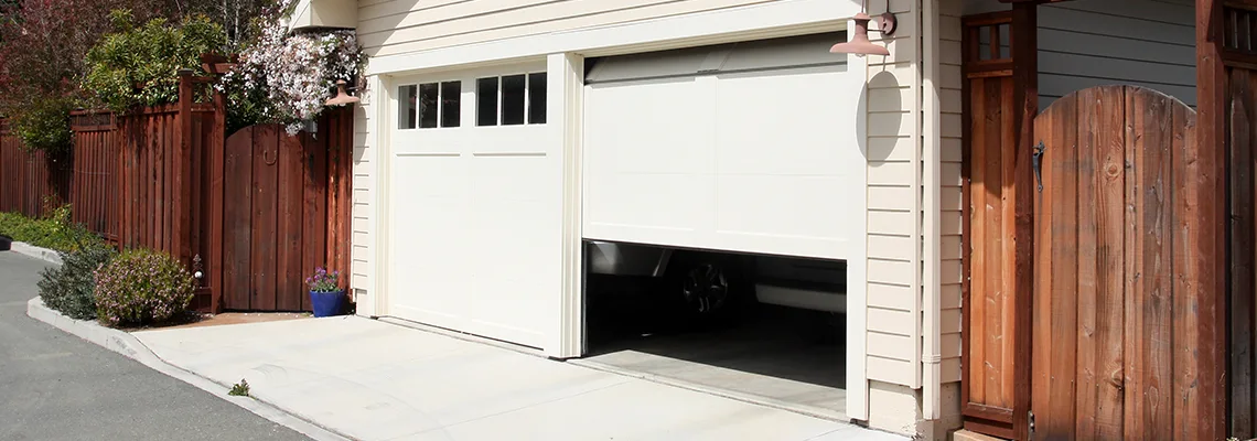 Garage Door Chain Won't Move in Coconut Creek, Florida